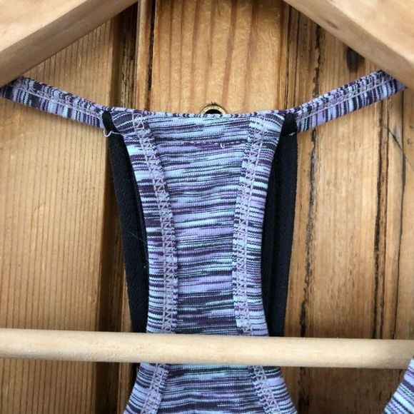 Lululemon 6 / 8 Tank Top Built in Bra - Picture 4 of 7